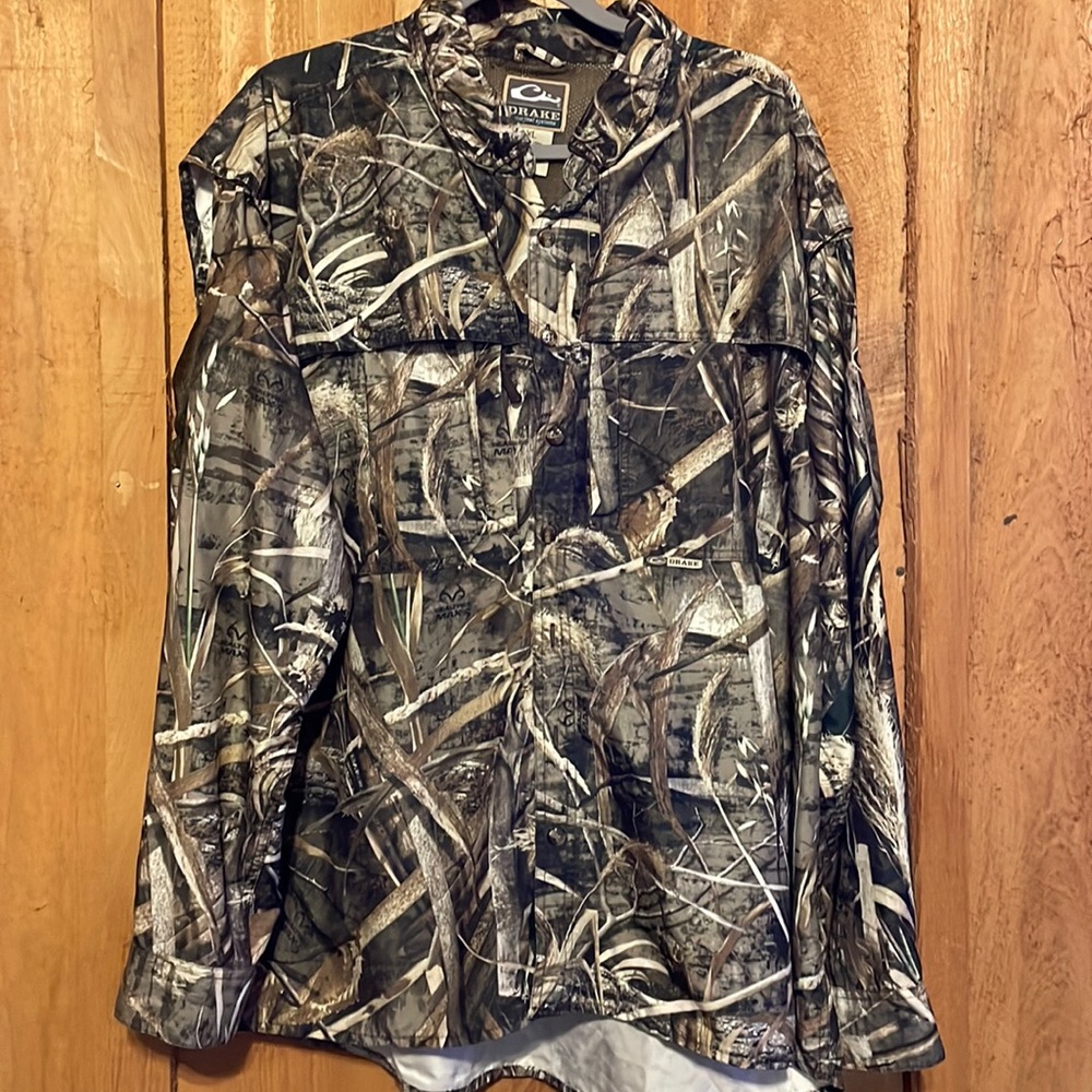 NWOT Drake Waterfowl button up shirt